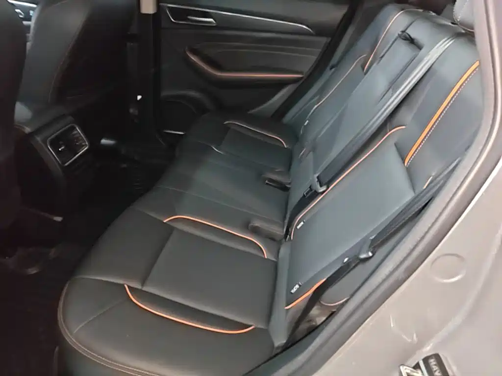 Фото 17 - Haval F7