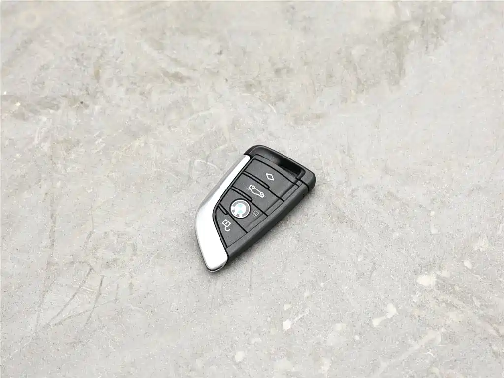 BMW iX3 2022 Innovation Leader фото 12
