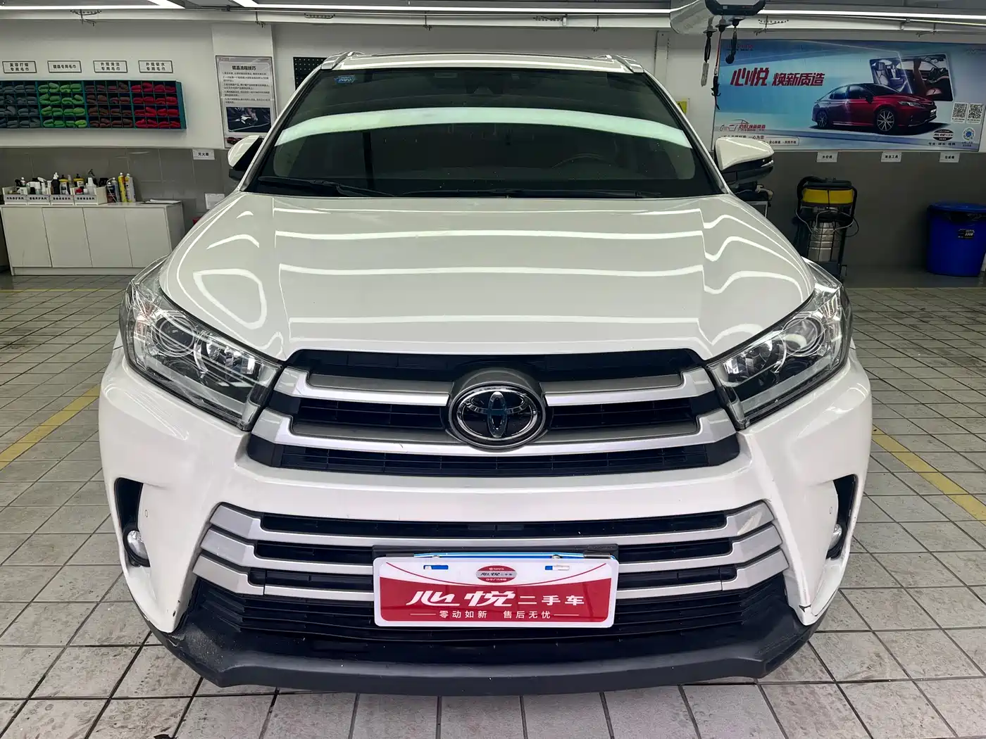 TOYOTA HIGHLANDER