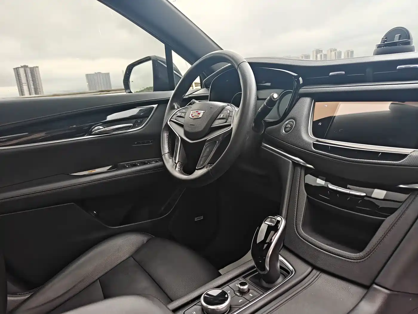 Фото 24 - Cadillac XT5