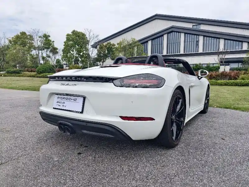 Porsche 718 2022 Boxster 2.0T фото 5