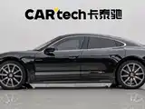 صورة 14 - Porsche Taycan