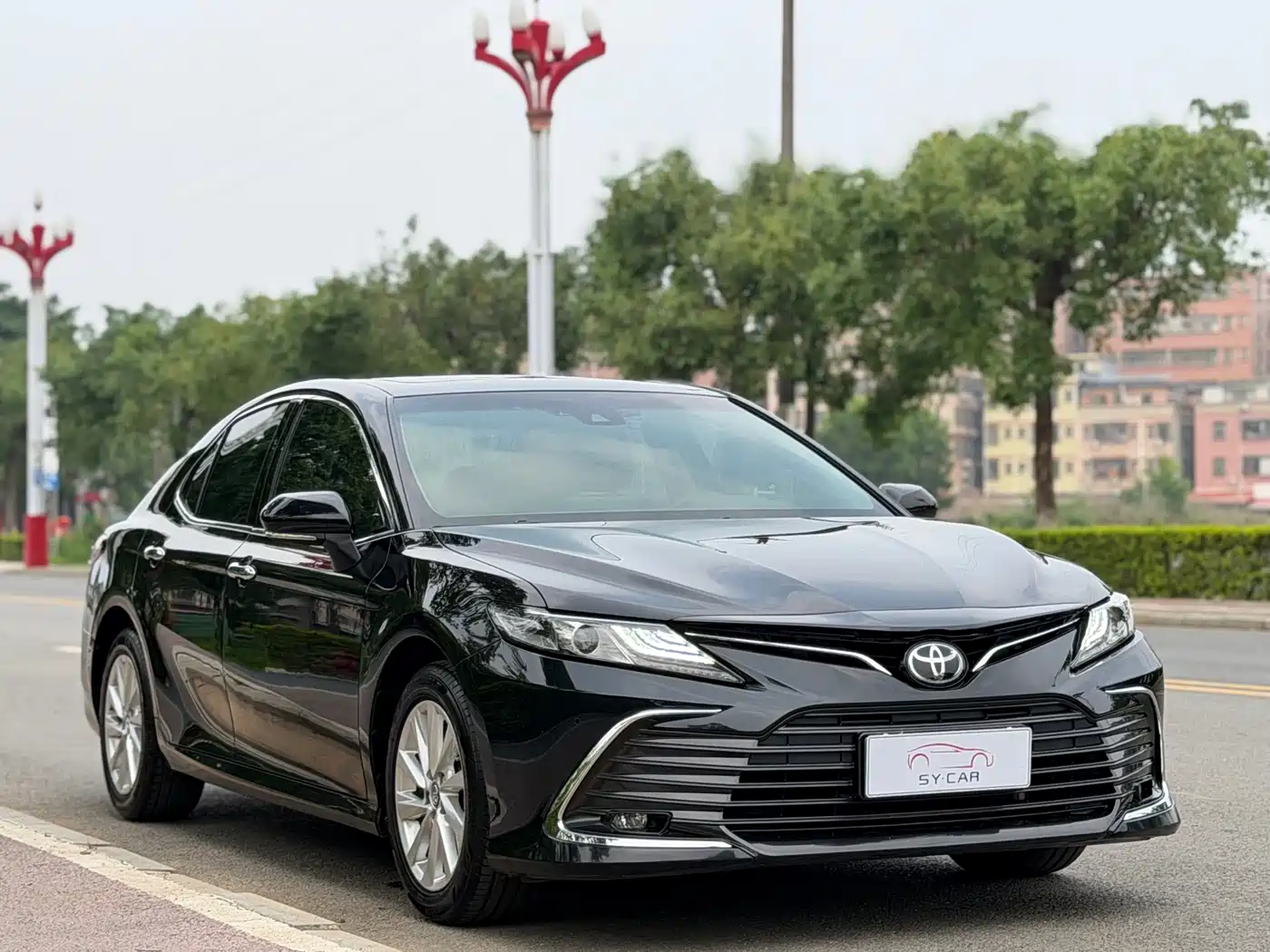 Toyota Camry 2021 2.0G Luxury Edition фото 3