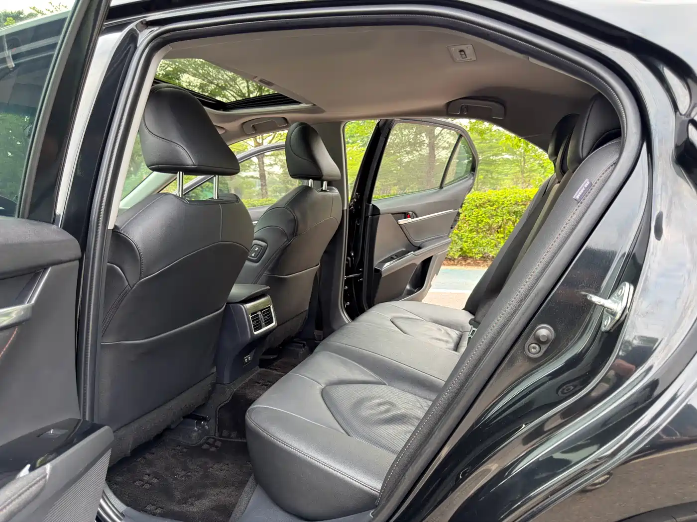 Toyota Camry 2021 2.0G Luxury Edition фото 13