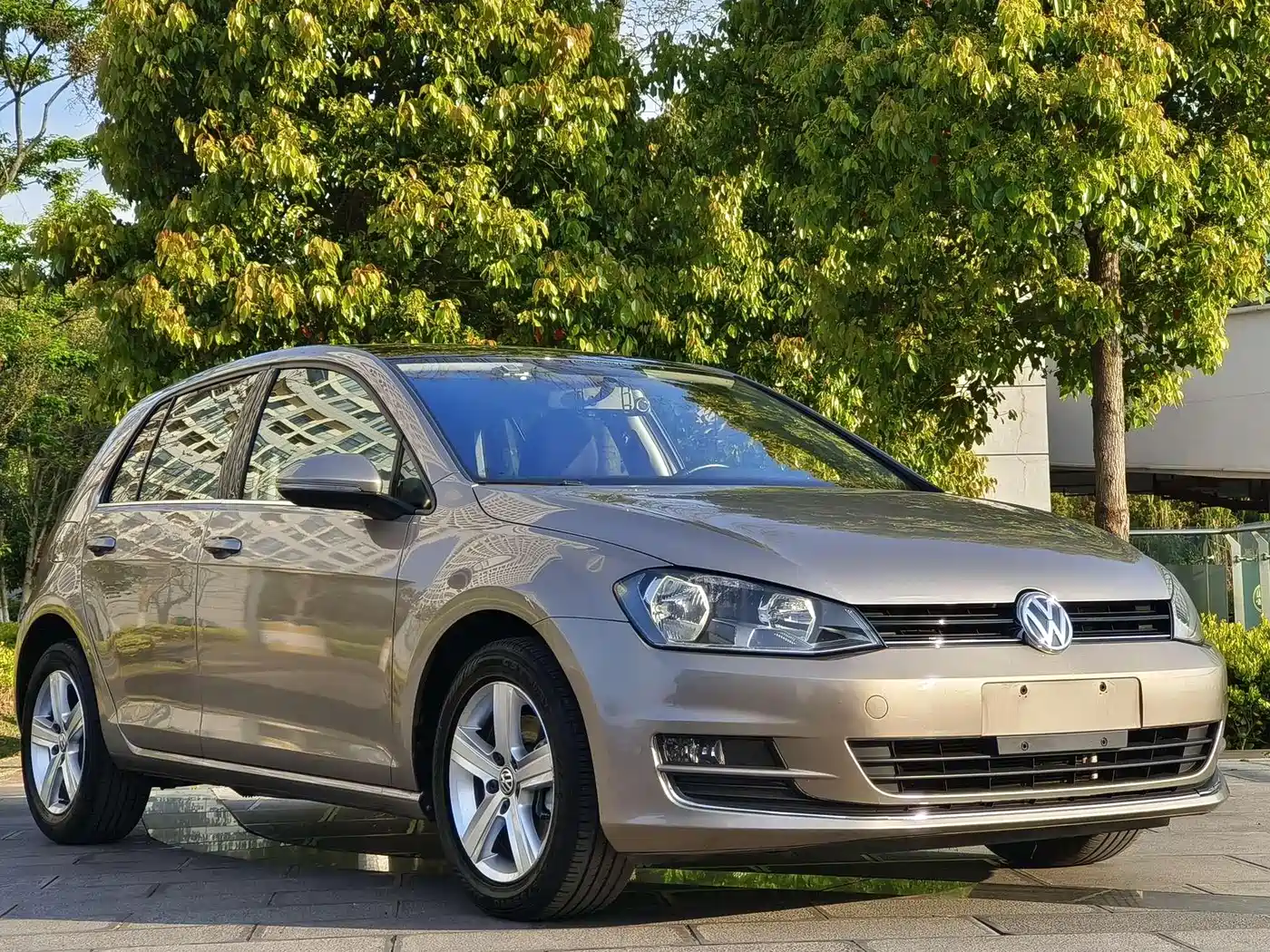 Volkswagen Golf 2016 230TSI Automatic Comfort фото 3