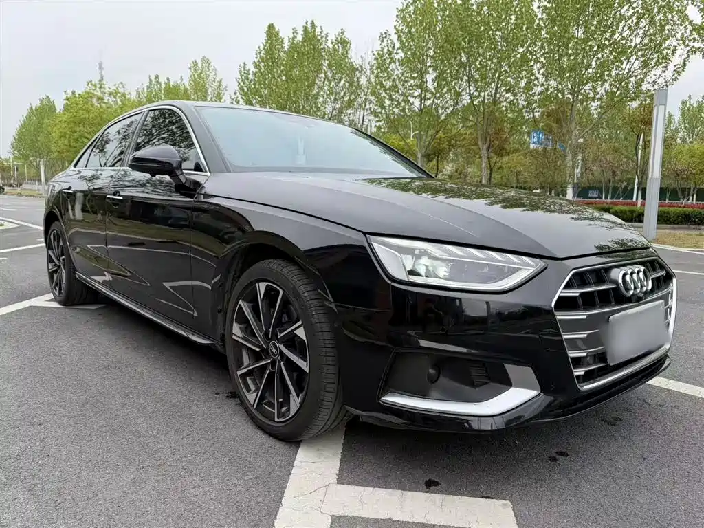 Audi A4L 2022 40 TFSI Luxury Elegance фото 12