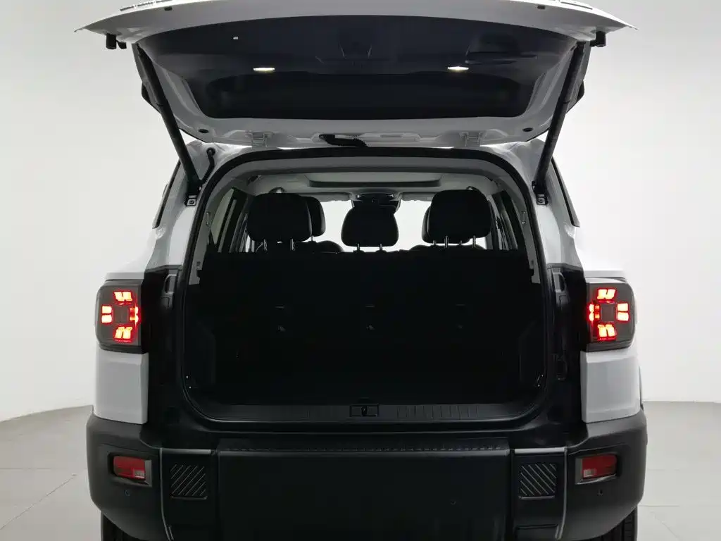 Jetour Freedom 2025 2025 2.0TD XWD Conqueror