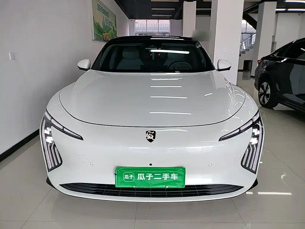 2024 Dongfeng Fengxing Stellar S7