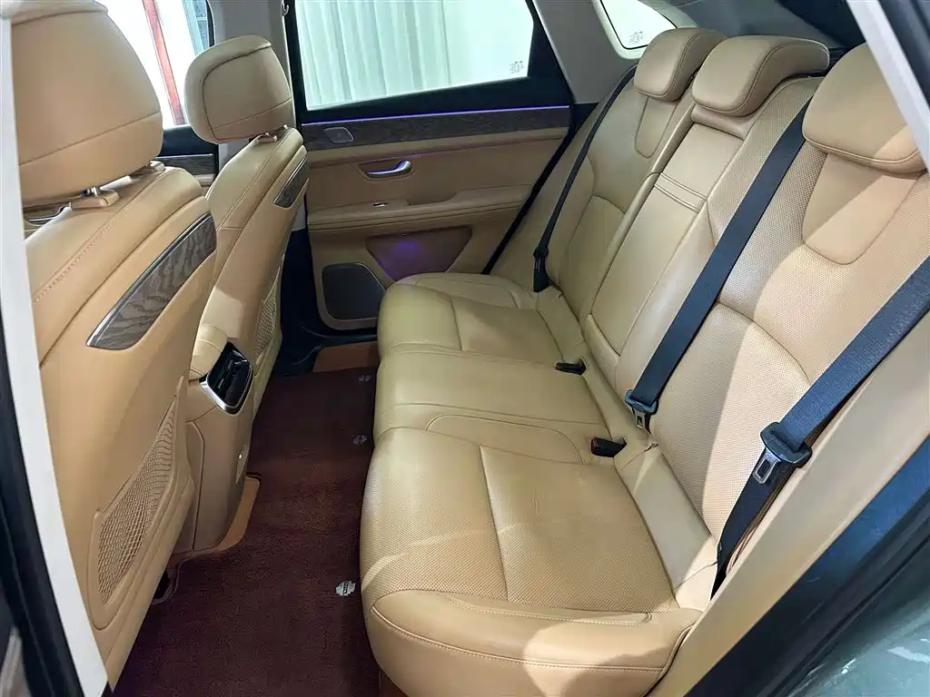 AITO Wenjie AITO M5 2022 Extended Range AWD Flagship фото 31