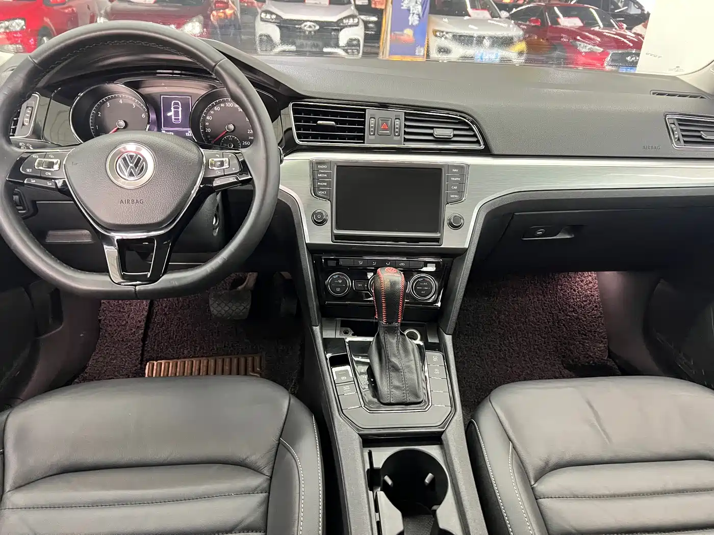 Volkswagen Lamando 2018 280TSI DSG Comfort Edition фото 11