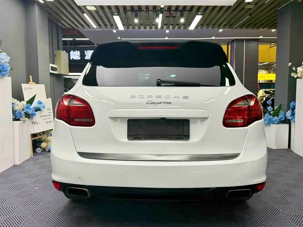 Porsche Cayenne 2011 Cayenne 3.0T фото 3