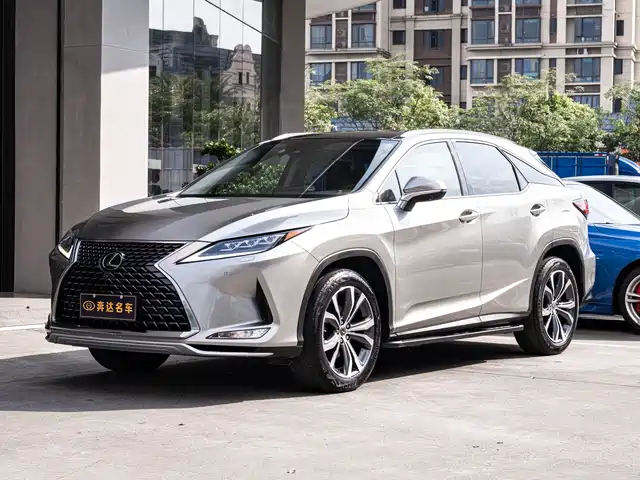 Lexus RX 2020 Facelift 300 AWD Elegance Edition — фото 1