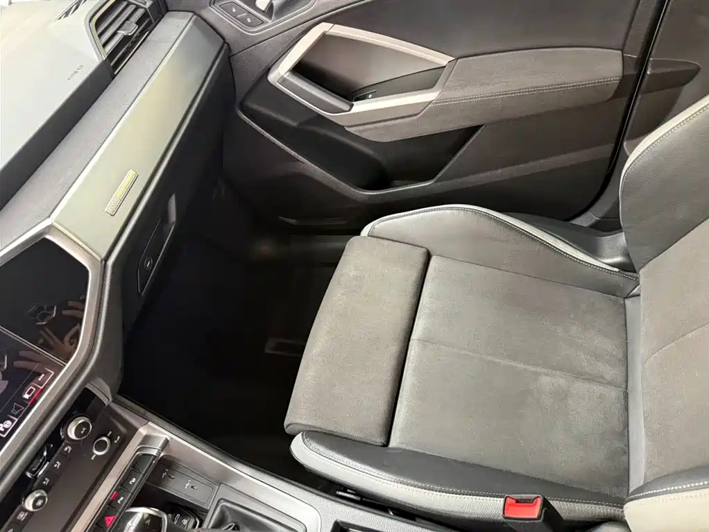 Audi Q3 2023 35 TFSI Fashion Dynamic (1.4T) фото 13