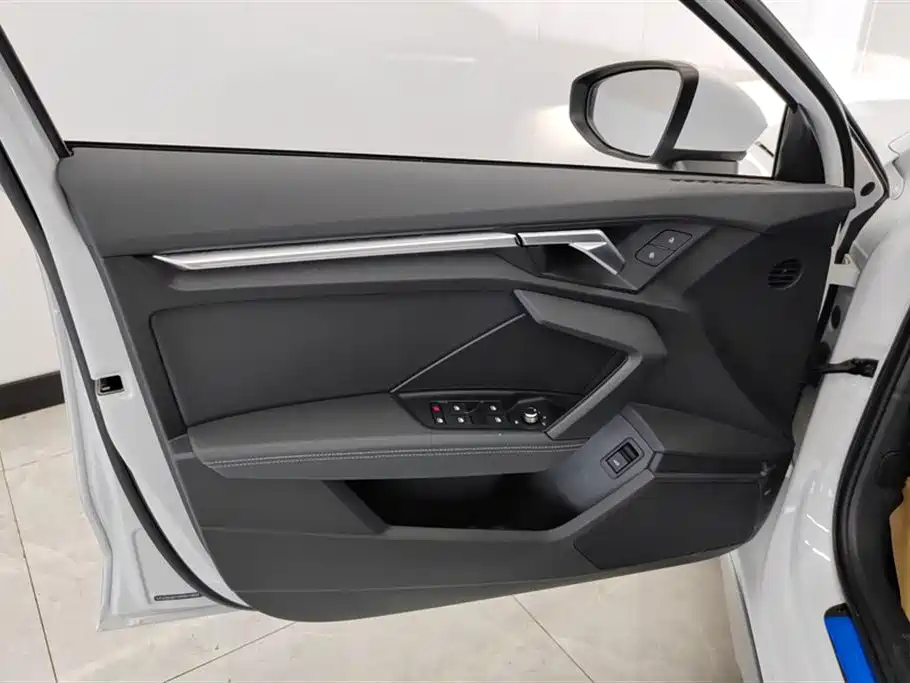 Audi A3 2024 Model Sportback 35 TFSI Fashion Sport фото 7