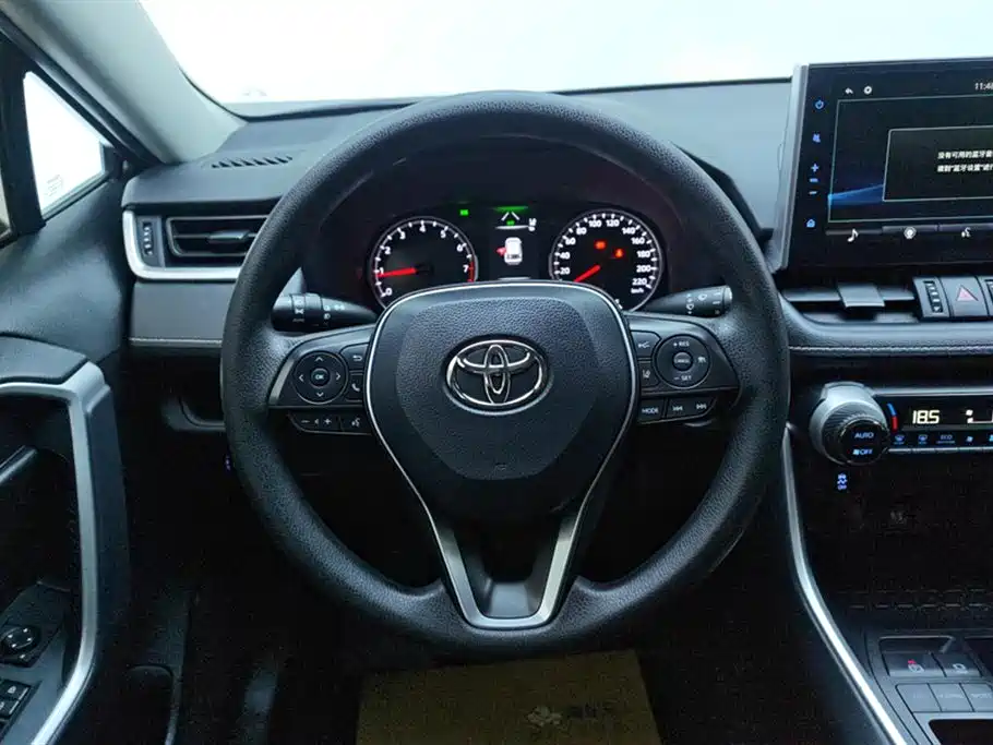 Toyota Wildlander 2020 2.0L CVT 2WD Luxury Edition фото 15