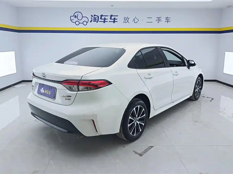 Toyota Levin 2022 185T CVT Luxury Edition фото 3