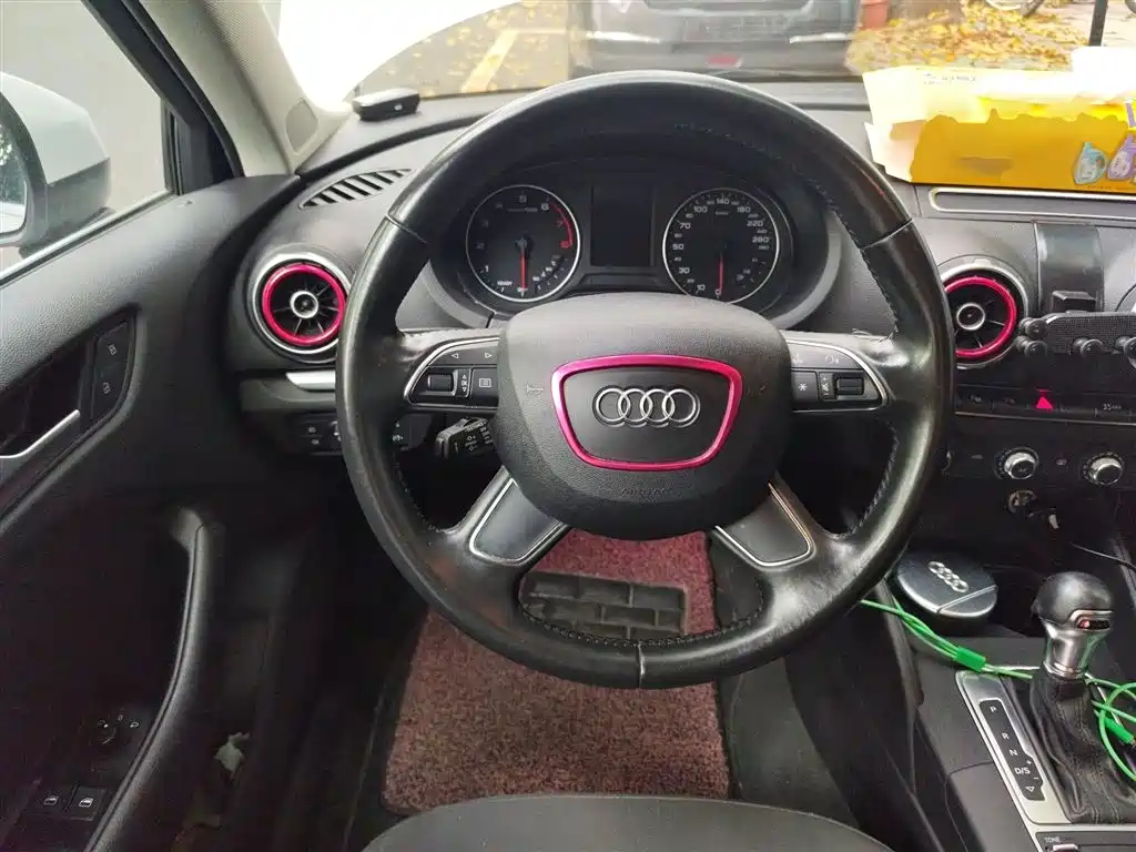 Audi A3 2016 Sportback 35 TFSI Progressive фото 3