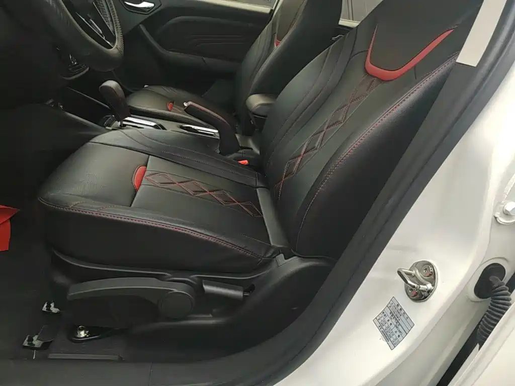 Soueast DX3 2018 2018 1.5T CVT Premium