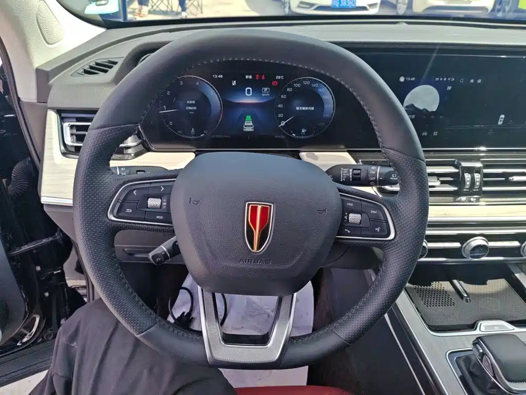Hongqi HS5 2025 2025 2.0T 4WD Qixiang Pro