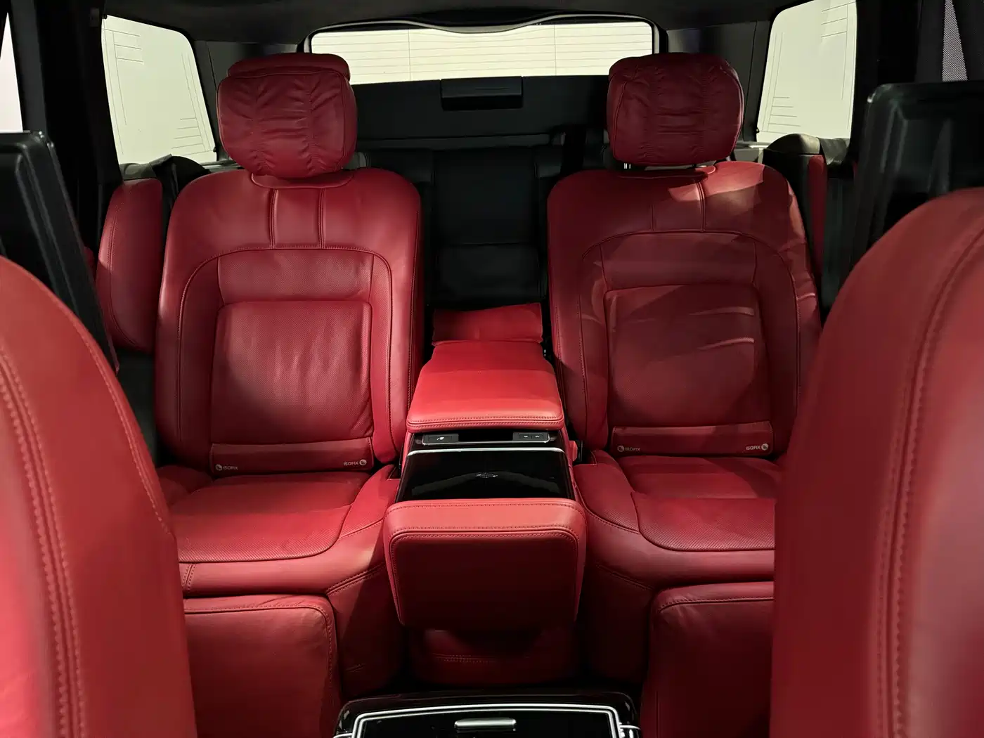 Land Rover Range Rover 2022 3.0 L6 400PS Prestige Genesis Extended Edition фото 35