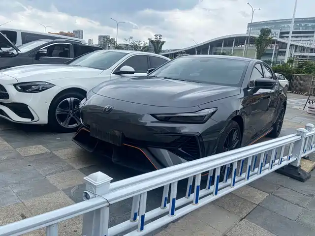 Changan UNI-V 2.0T, Драйв, 3-е поколение