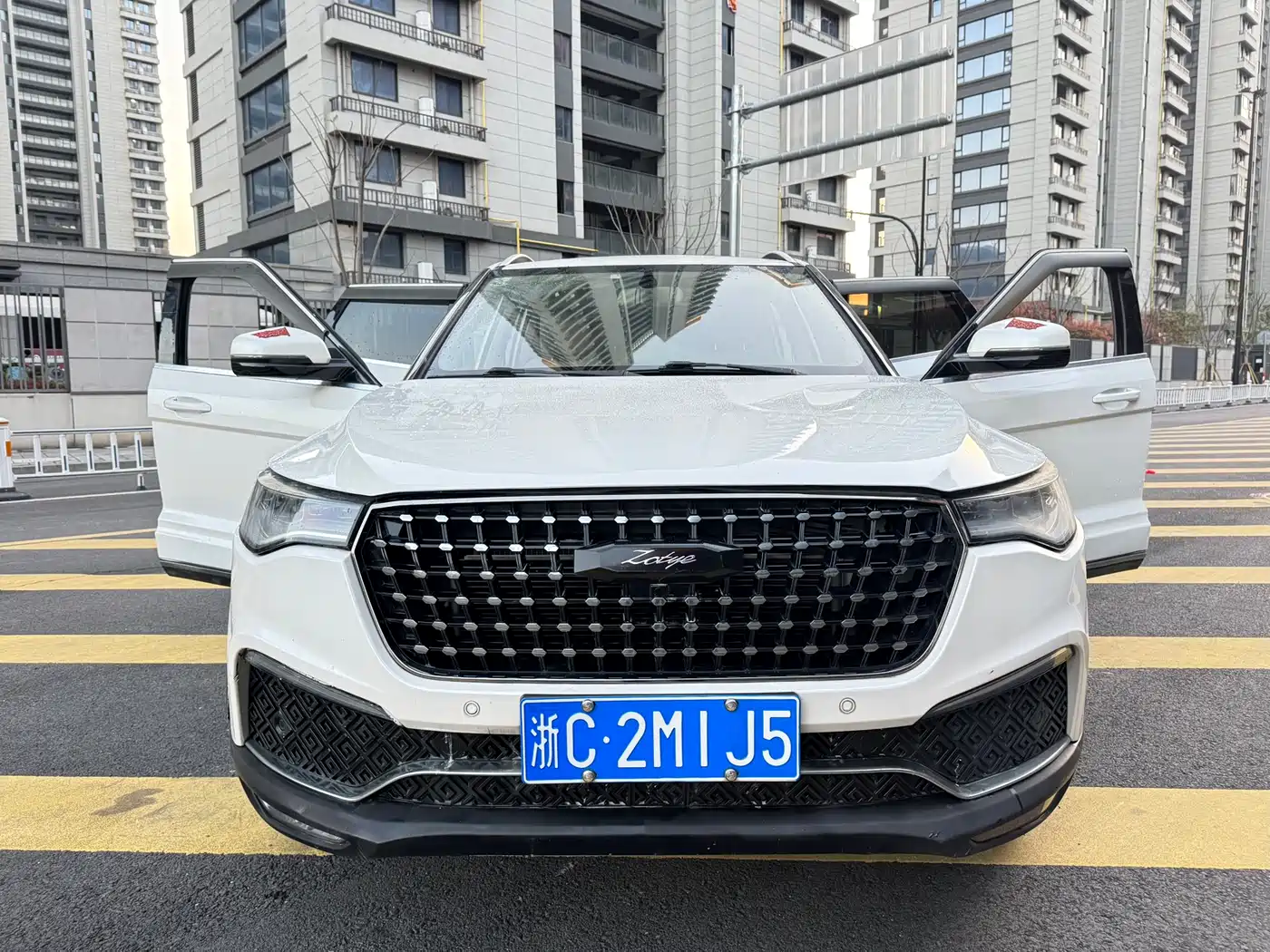 ZOTYE T700