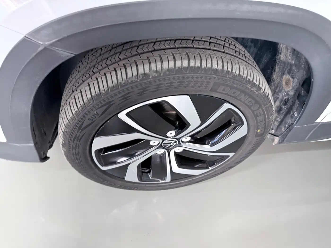 Volkswagen Tharu 2023 300TSI 2WD Full Moon Edition фото 5