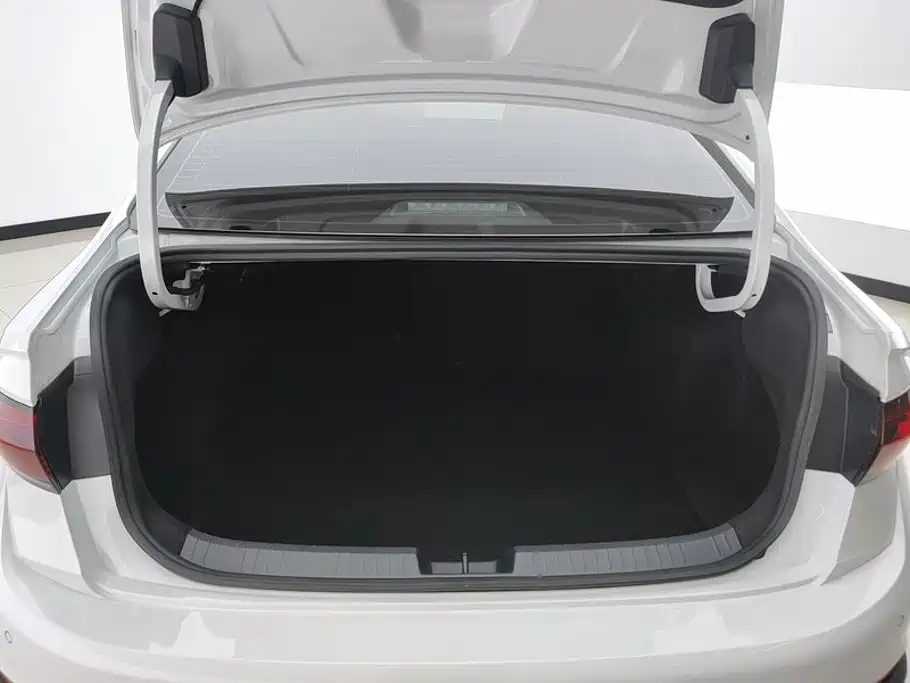 Volkswagen Sagitar, миниатюра 4