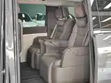 Фото 4 - Li Auto MEGA