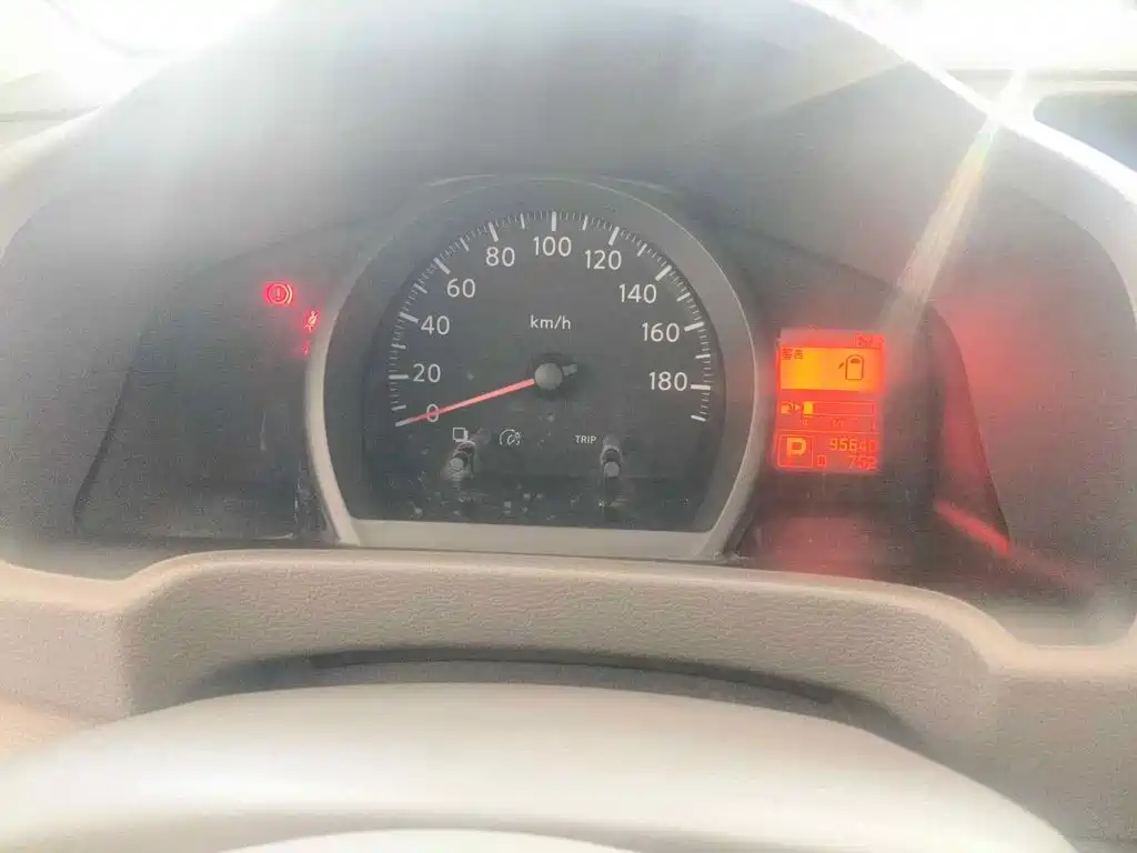 Nissan NV200 2016 2016 1.6L CVT Luxury