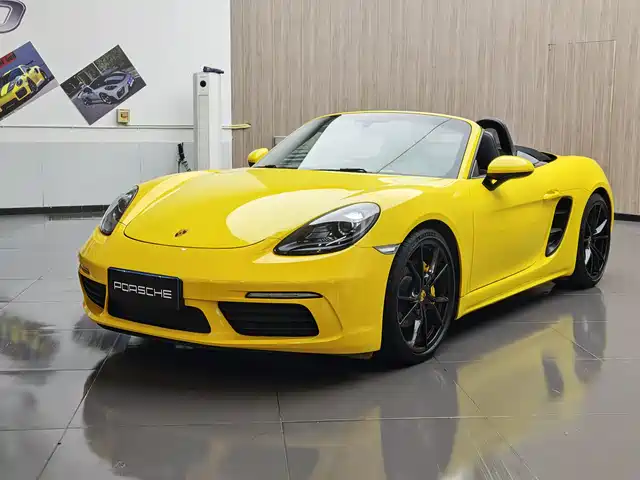 PORSCHE 718