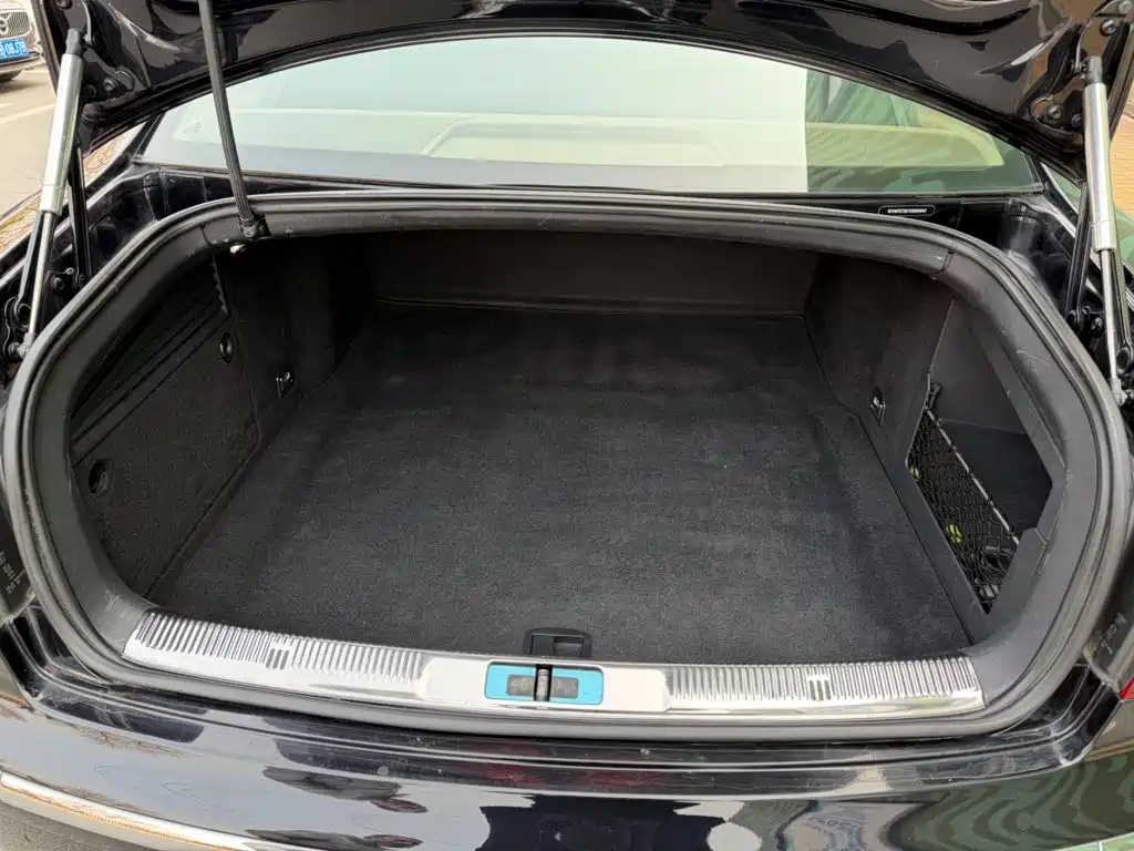 Volkswagen Phaeton 2015 2014 3.0L Executive Edition