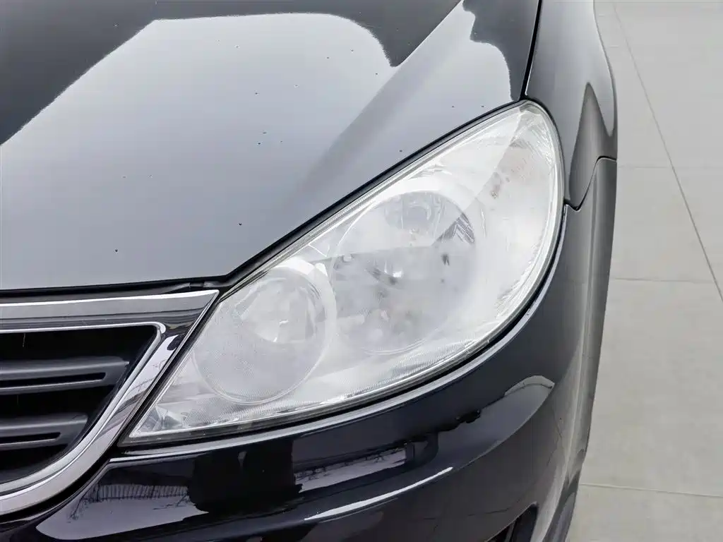 Volkswagen Lavida 2011 1.6L Automatic Leisure Edition фото 7