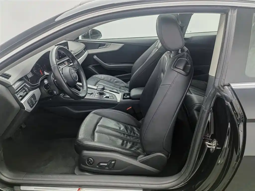Audi A5 (Import) 2017 Coupe 40 TFSI Style фото 10