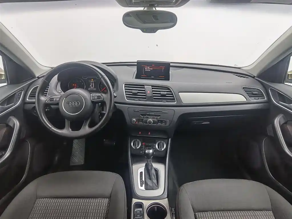Audi Q3 2015 30 TFSI Progressive фото 5
