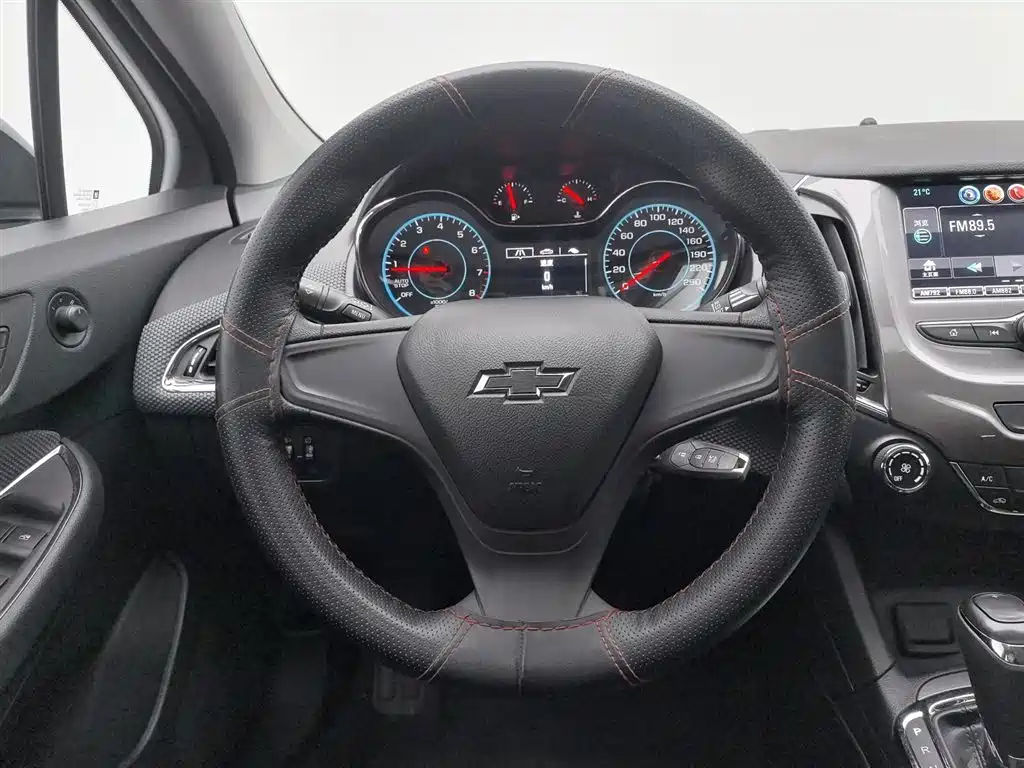 Chevrolet Cruze 2018 Redline 320 Automatic Pioneer Edition фото 11