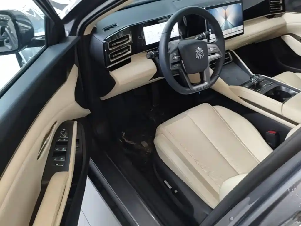 BYD Qin L 2025 2025 DM-i Smart Drive Edition 120KM Surpassing