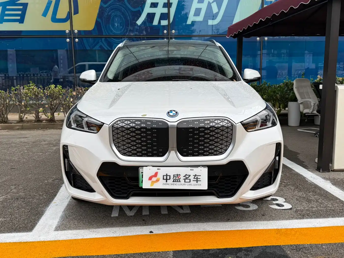 BMW iX1 2024 2023 eDrive25L X Design Package