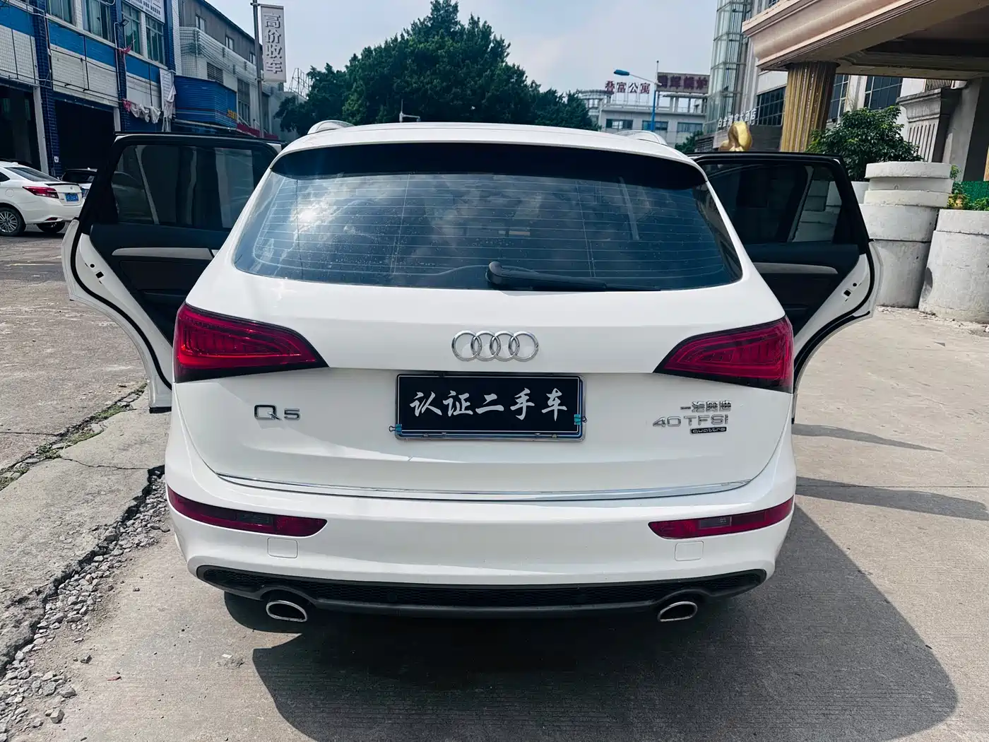 AUDI Q5