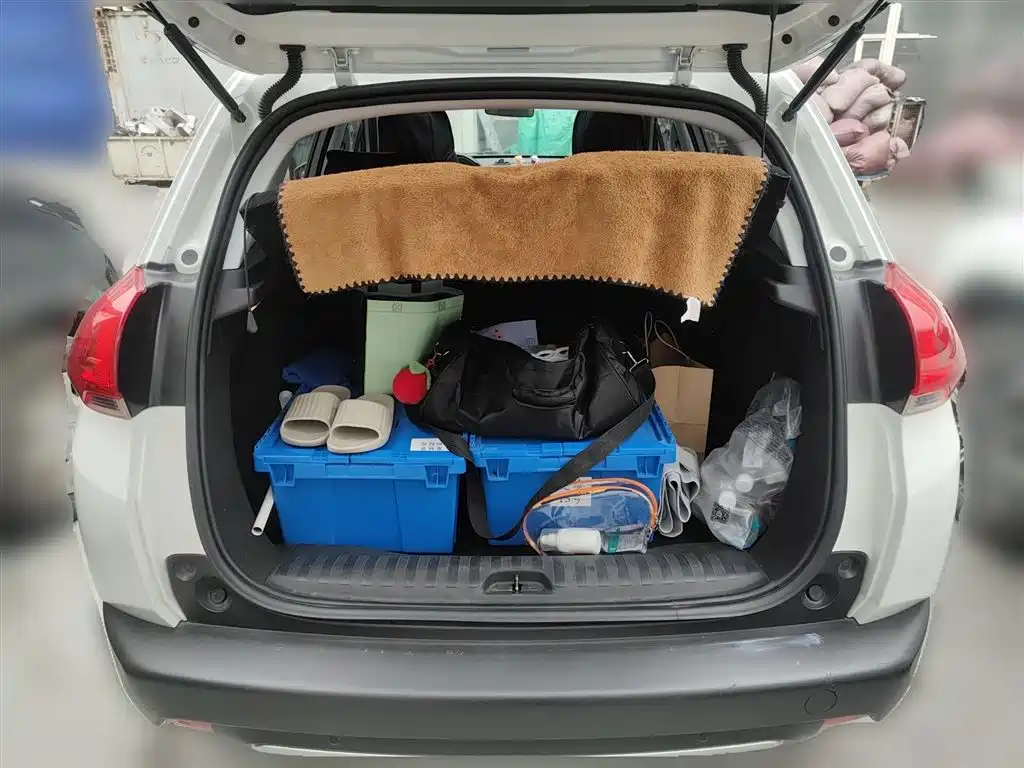 Peugeot 2008 2014 1.6L Automatic Fashion Edition фото 10