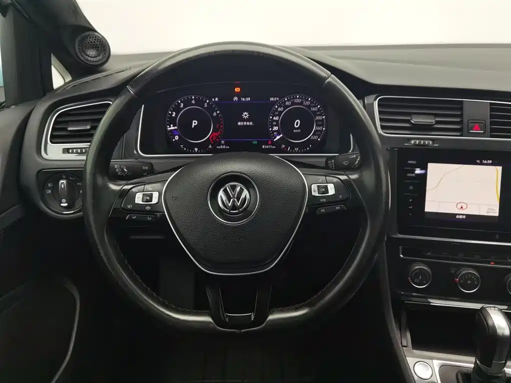 Volkswagen Golf 2020 Beloved Edition 280TSI DSG Luxury фото 11
