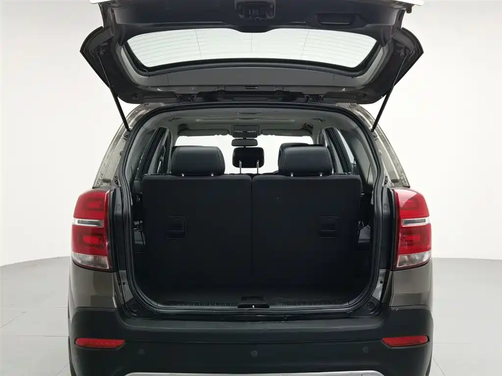 Chevrolet Captiva 2017 2.4L 4WD Flagship Edition 7-Seater фото 16
