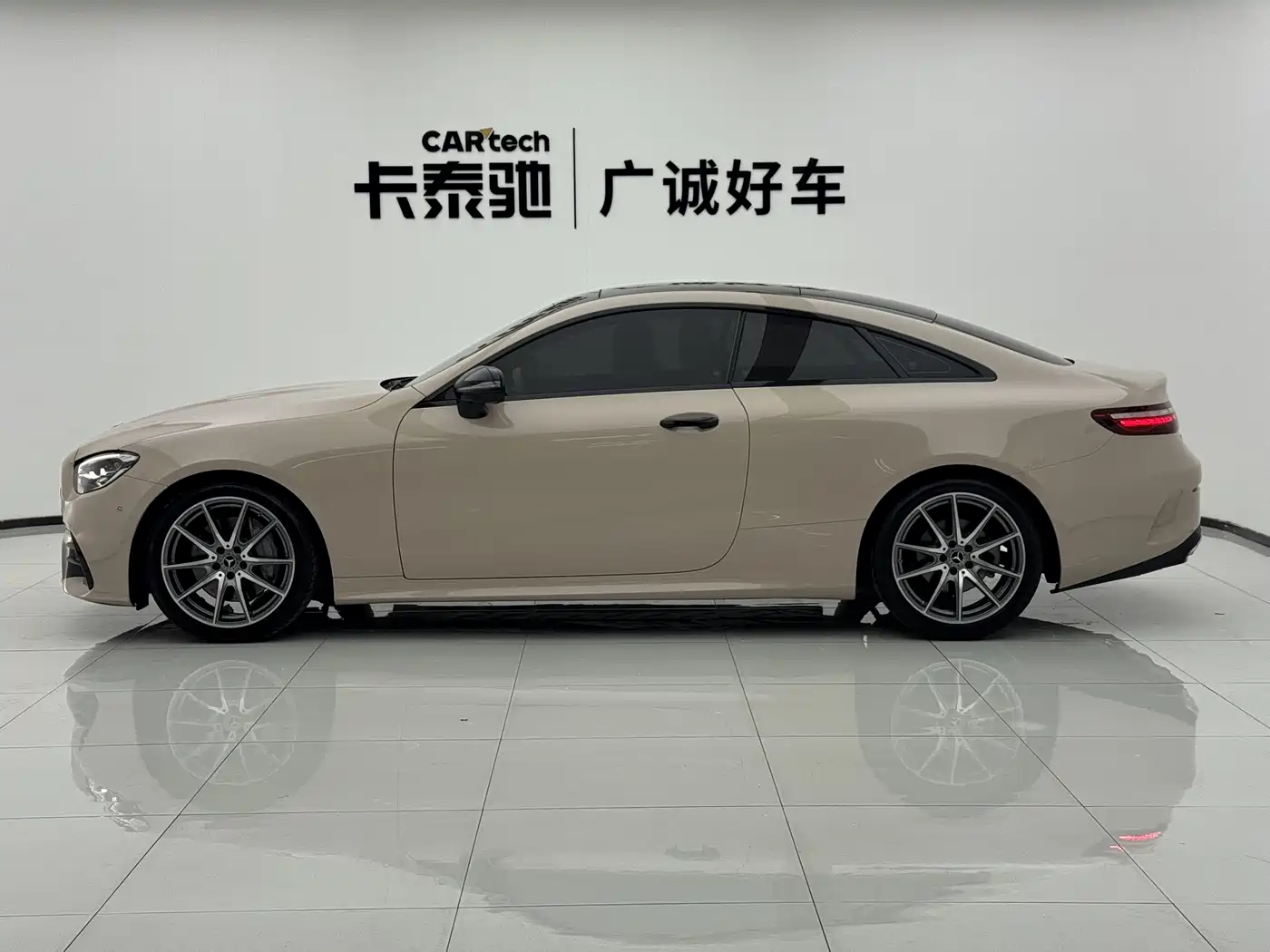 Mercedes-Benz E-Class (Import) 2023 E 260 Coupe фото 7