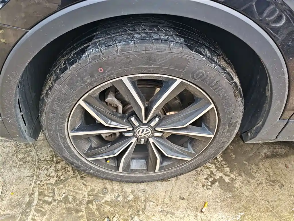 Volkswagen Tiguan L 2017 330TSI Automatic 2WD Flagship Edition фото 23