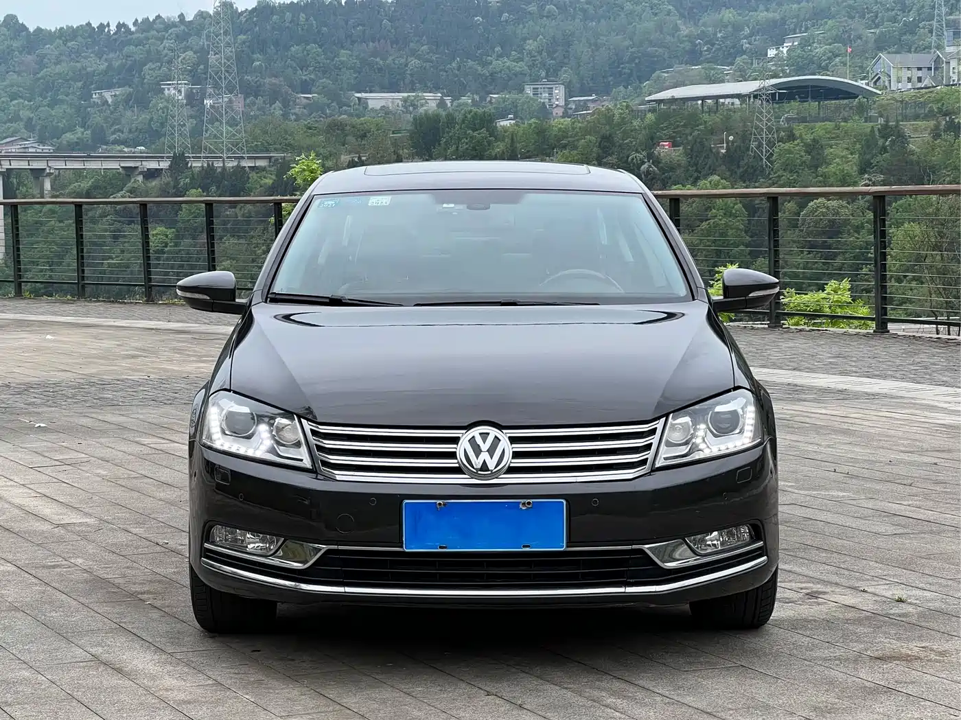 Volkswagen Magotan 2015 1.8TSI Premium фото 2