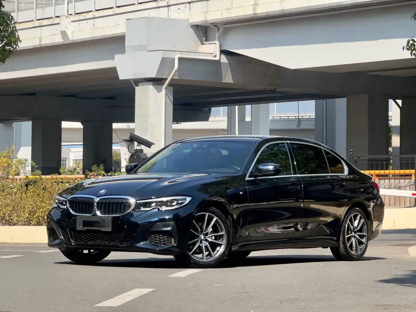 BMW 3 Series 2020 325Li M Sport Package