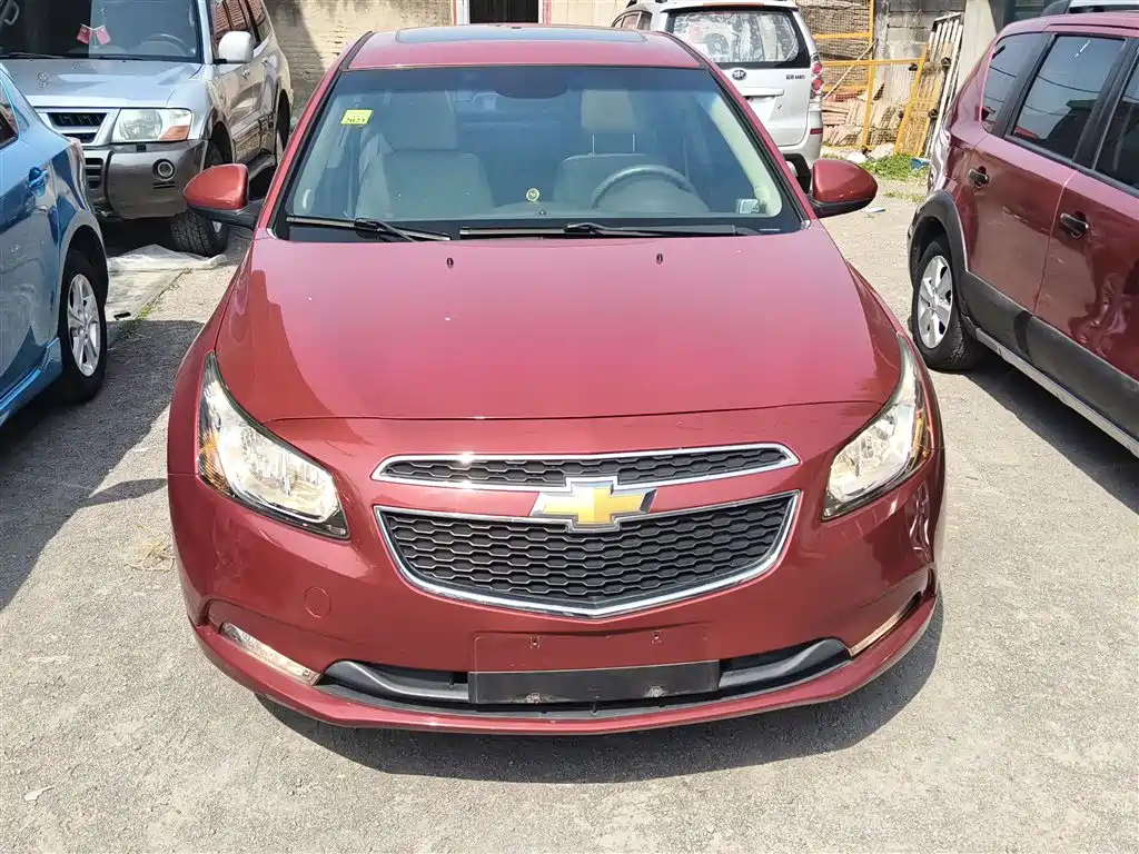 Chevrolet Cruze 2015 1.5L Classic SE MT фото 3