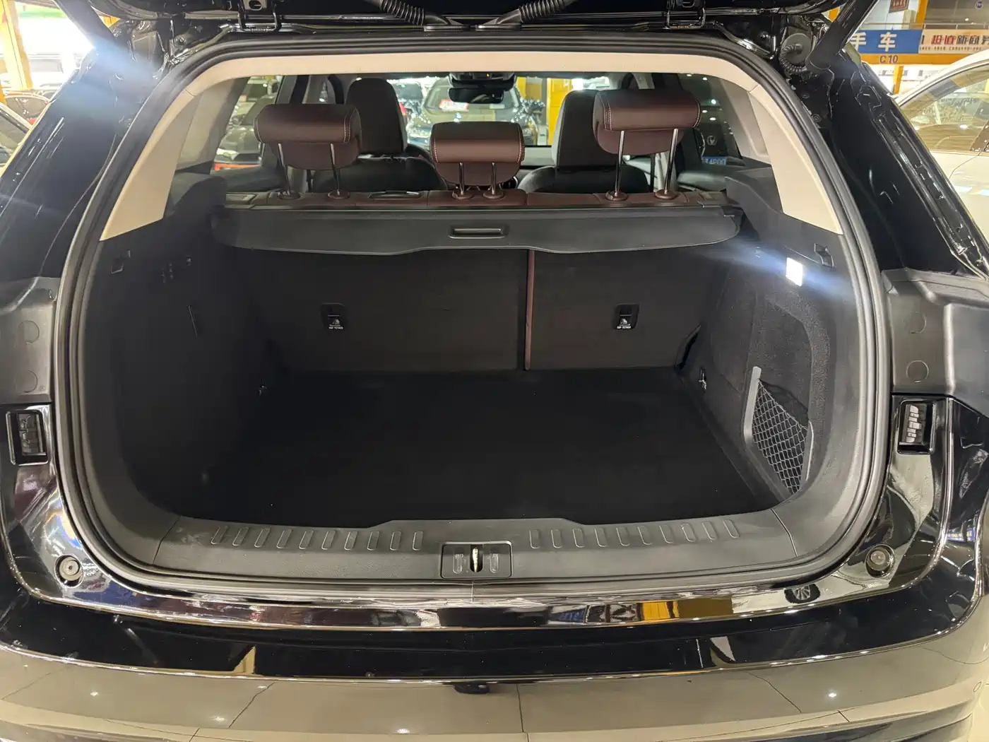 WEI PAI WEI BRAND VV6