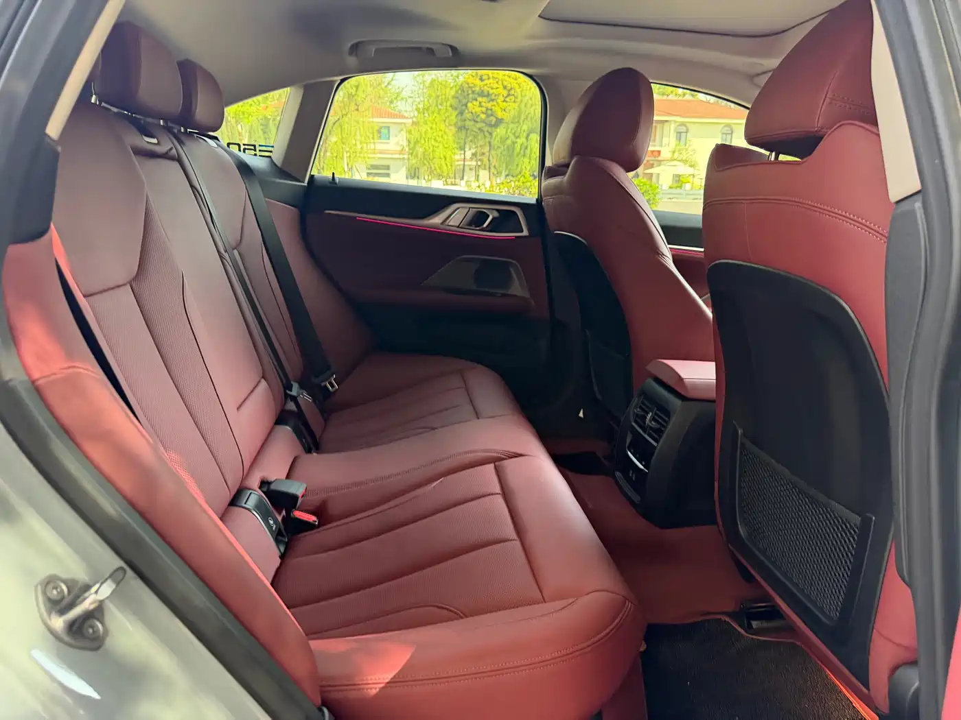 BMW i4 2023 eDrive35 фото 9