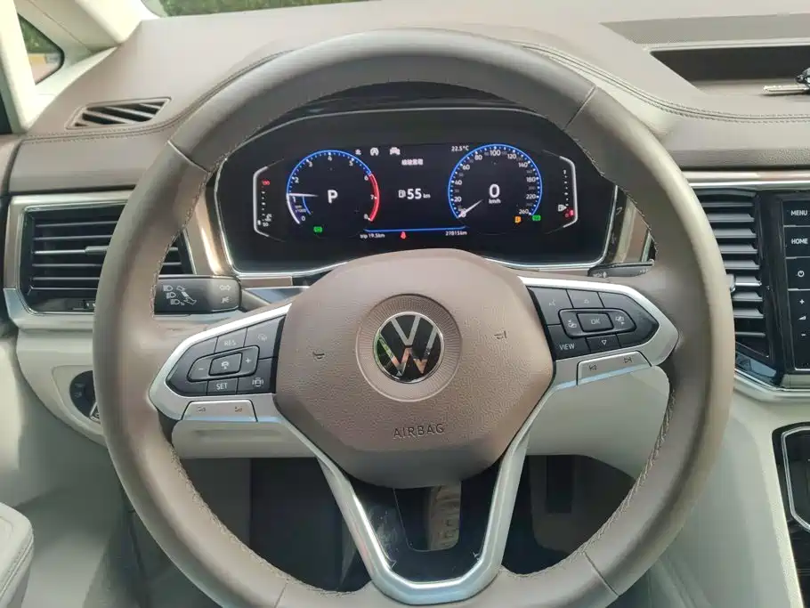 Volkswagen Viloran 2021 2020 380TSI Premium